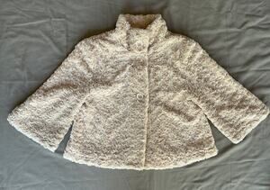 Sisters Faux Fur Capelet Jacket Womens Small Ivory Cozy Button Front Lined Coat